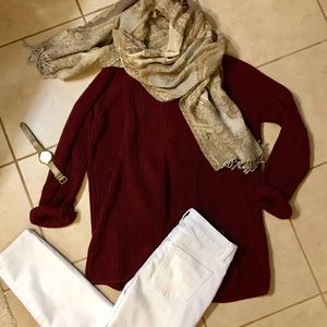 Chunky knit sweater w/ split back